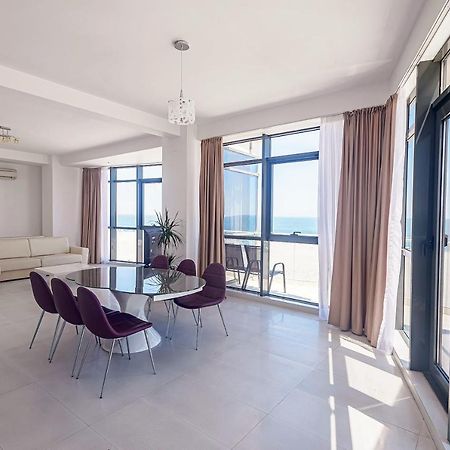Riviera Residence Apartments Mamaia Exterior photo